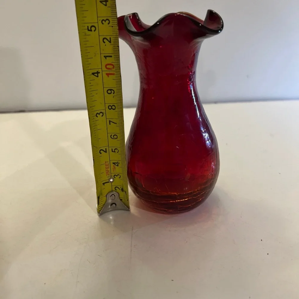 Red crackle vase 5
